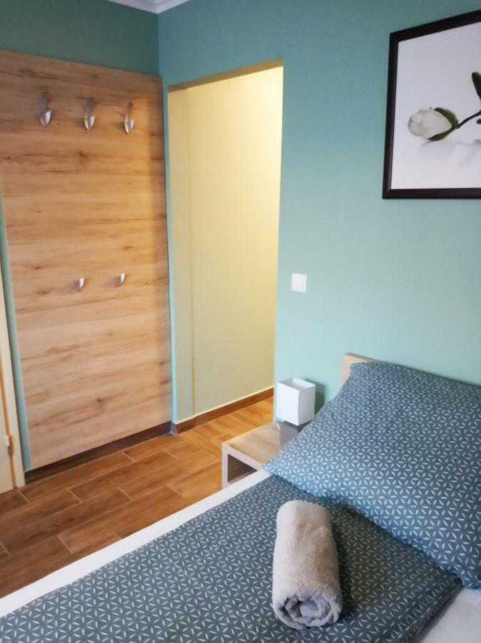 Appartement Valentina Apartman à Eger Extérieur photo